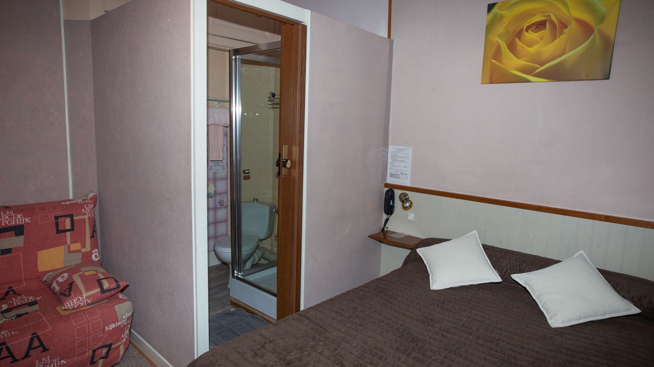Photo of Bedroom in Chalons-en-Champagne