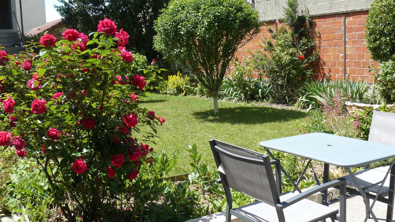 Photo of Patio Balcony in Chalons-en-Champagne