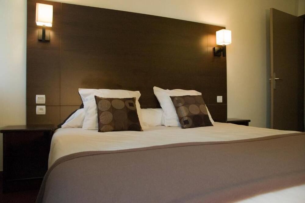 Photo of Bedroom in Meylan