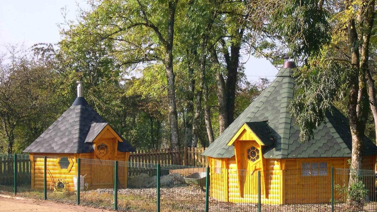 Photo of Buildings in Saints-Geosmes