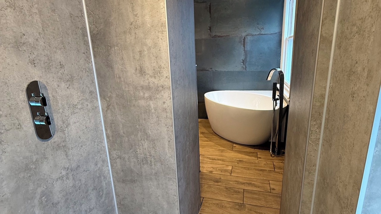 Photo of Bathroom in Gatehouse-of-Fleet