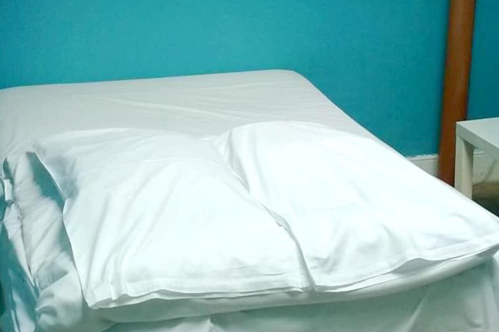 Photo of Bedroom in Parsons Green and Walham