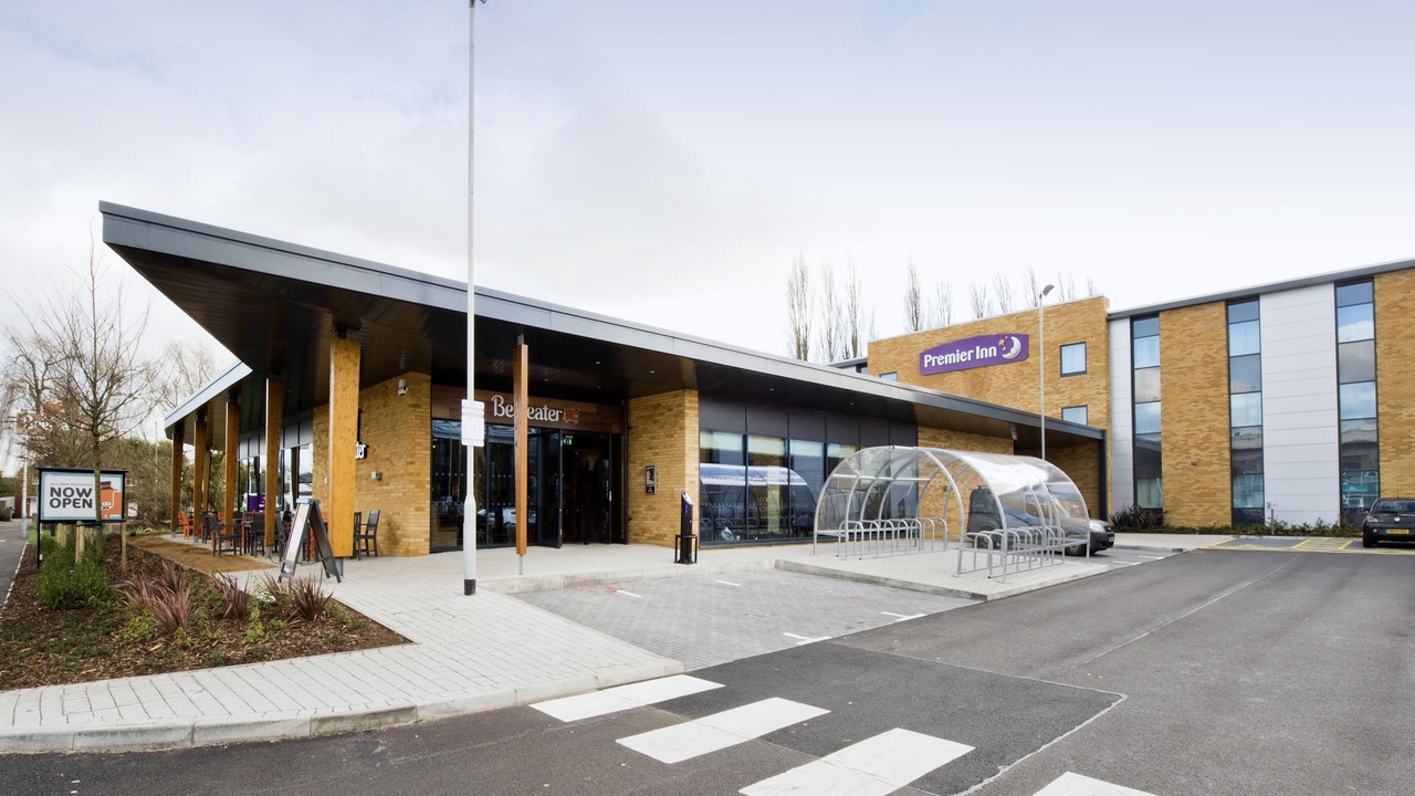 Photo of Outdoor in Uxbridge South