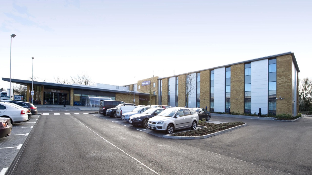 Photo of Outdoor in Uxbridge South