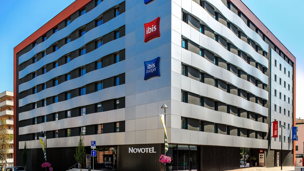 Photo of Buildings in Paradiso