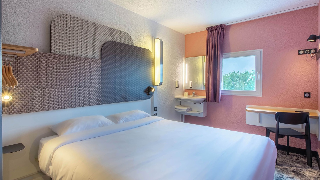 Photo of Bedroom in Deols