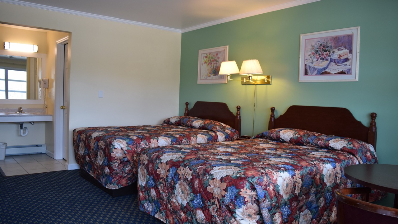 Photo of Bedroom in Saratoga Springs