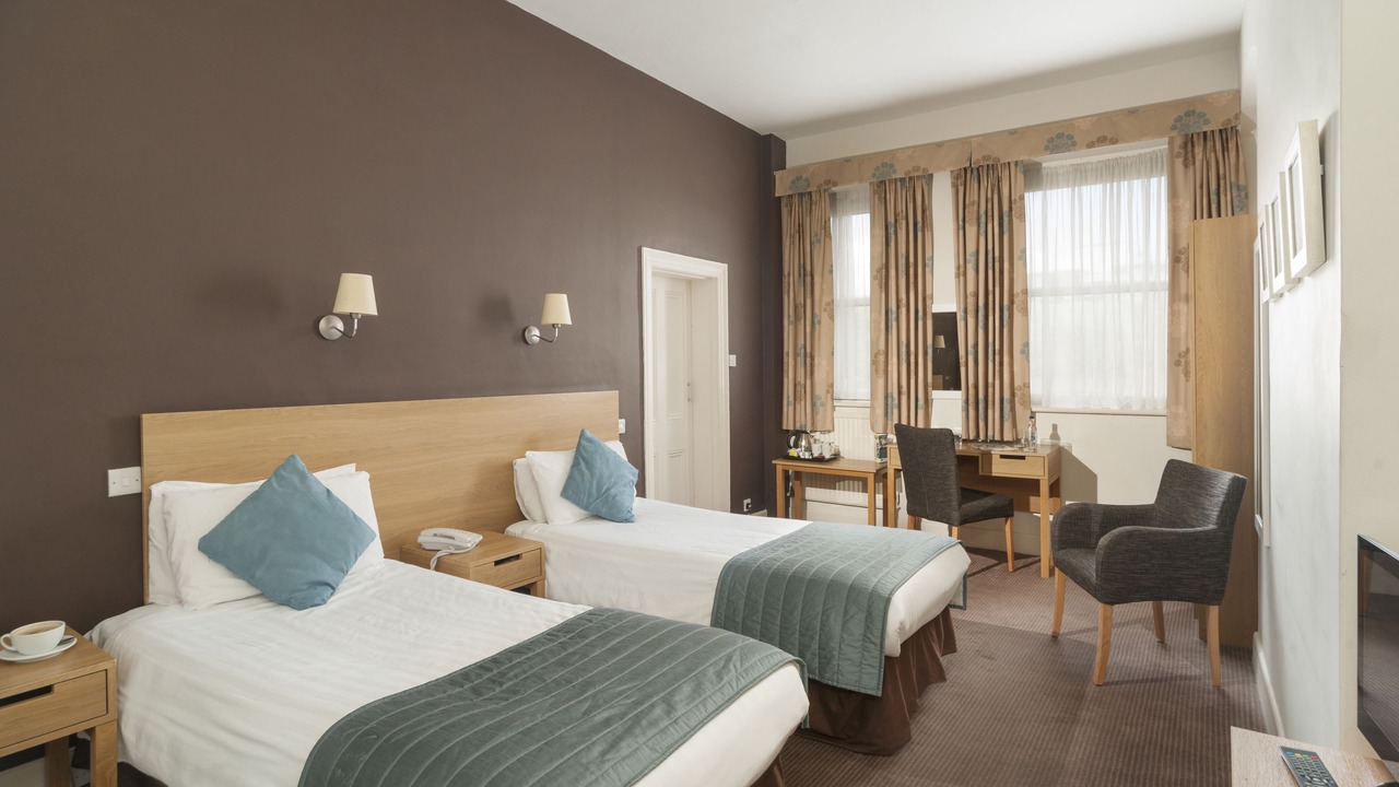 Photo of Others in Melrose