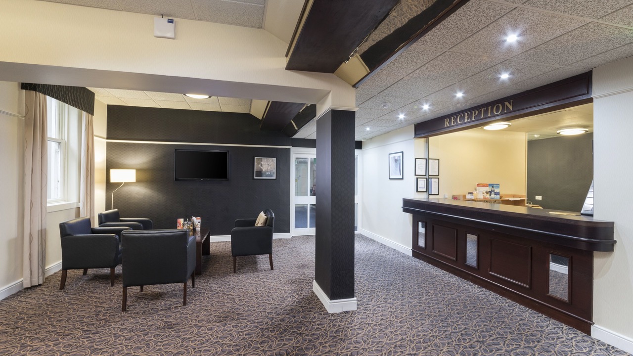 Photo of Others in Melrose