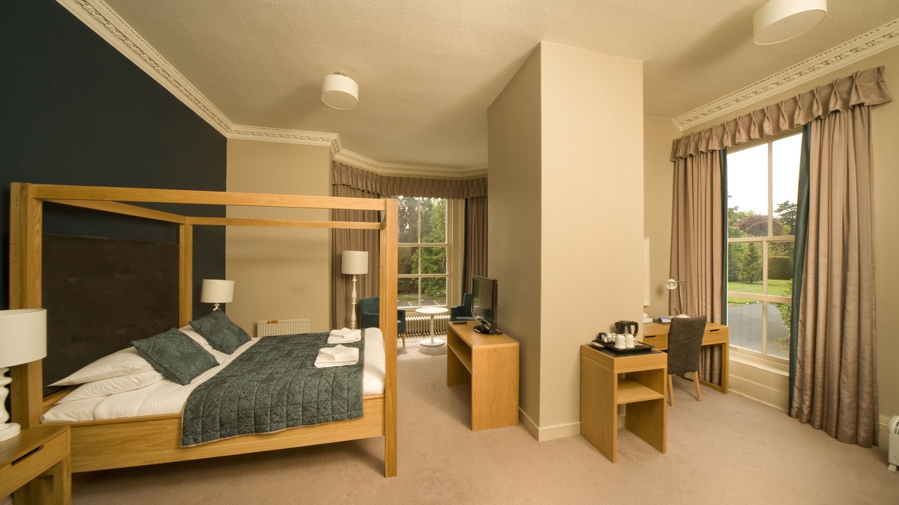 Photo of Others in Melrose