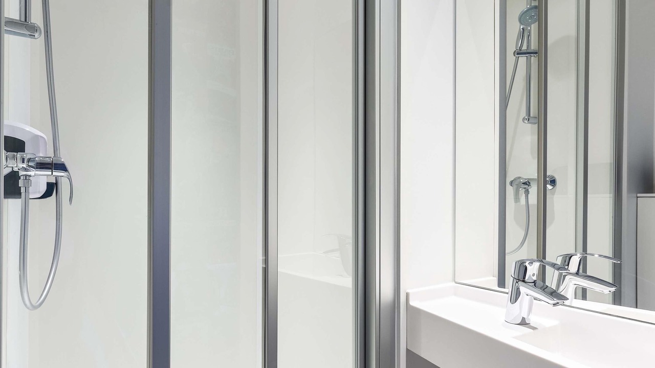 Photo of Bathroom in Quartier du Petit-Montrouge