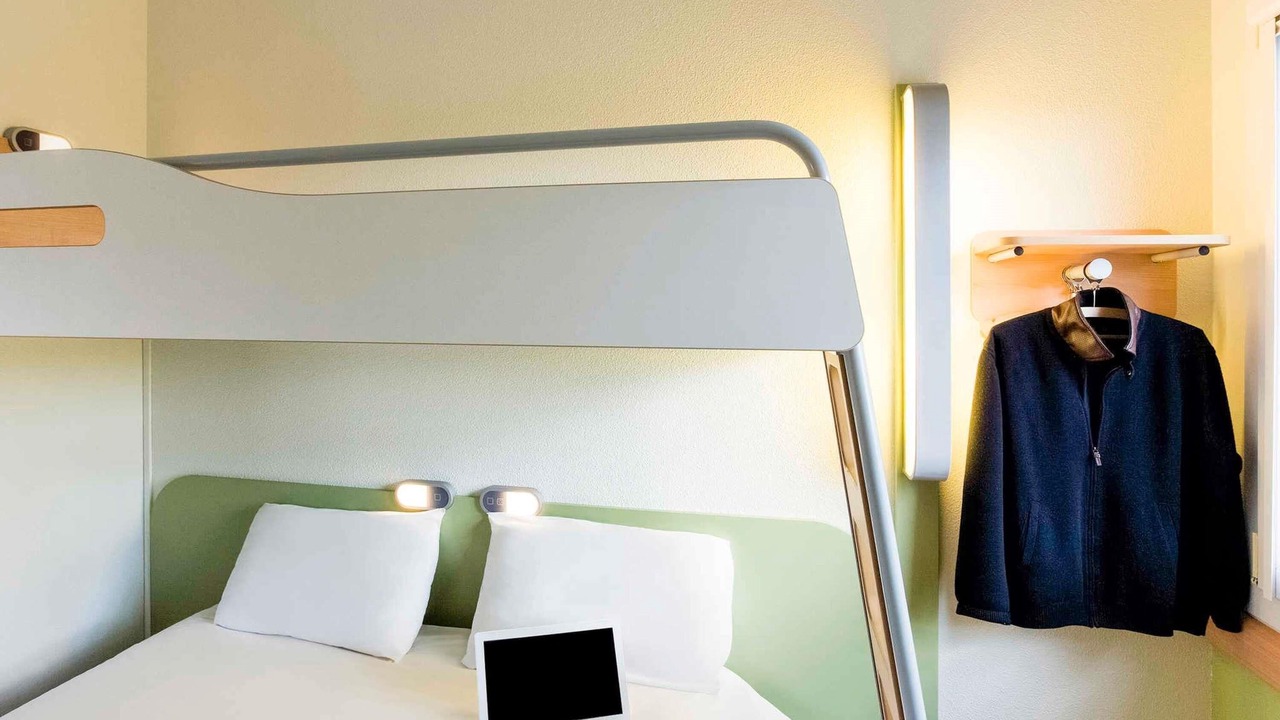 Photo of Bedroom in Saint-Genis-Laval