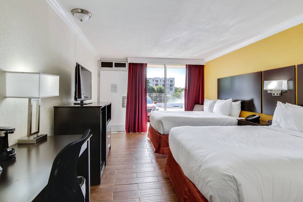 Photo of Bedroom in Lake Ridge
