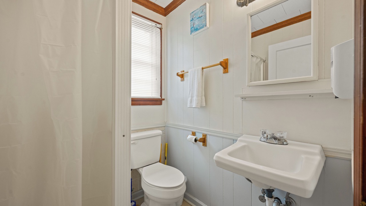 Photo of Bathroom in Nags Head