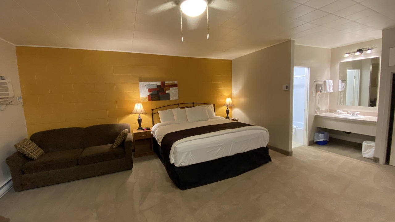 Photo of Bedroom in Dauphin