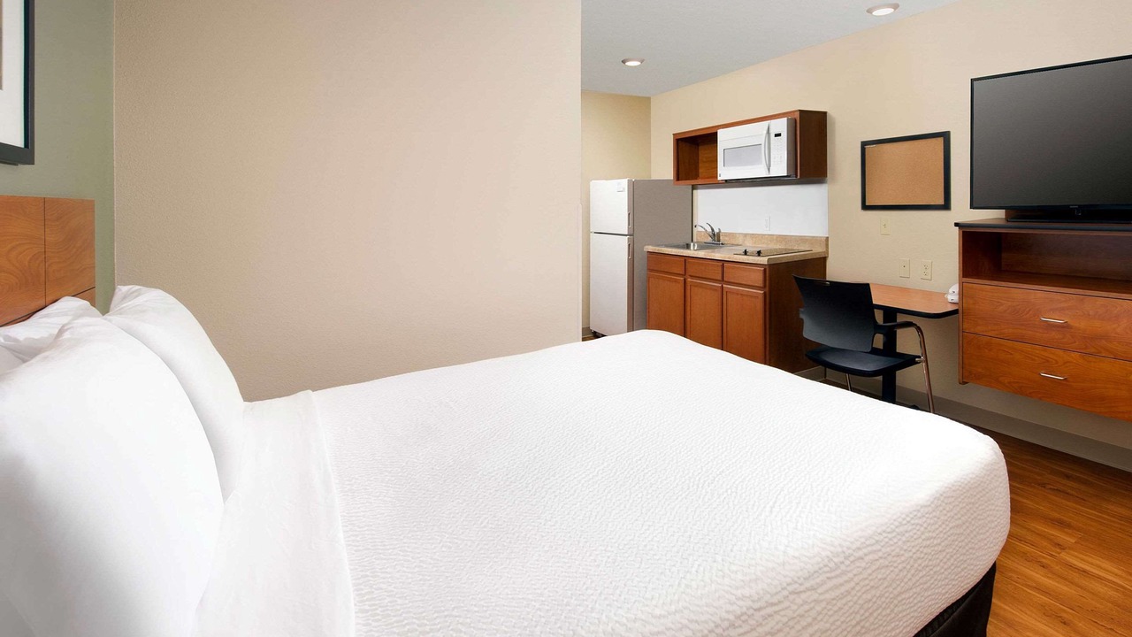 Photo of Bedroom in Romeoville