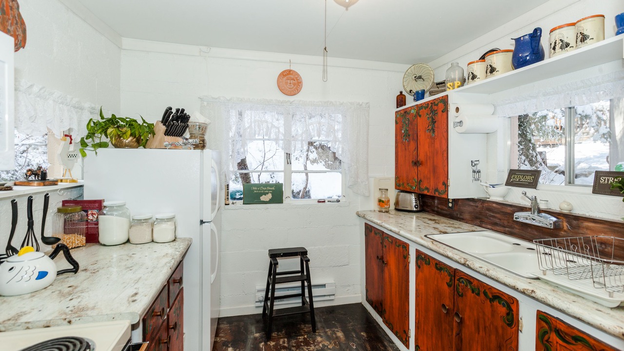 Photo of Kitchen in Sundance