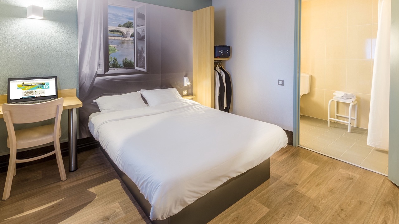 Photo of Bedroom in Tours
