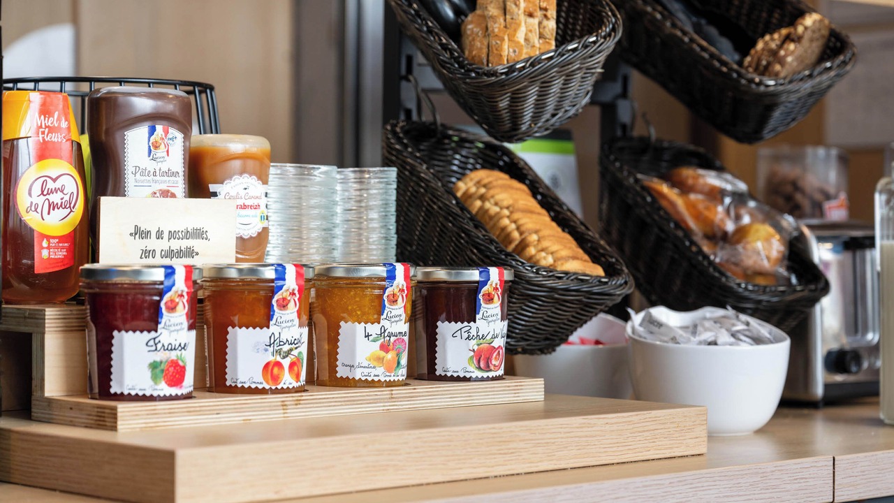 Photo of Others in Roubaix