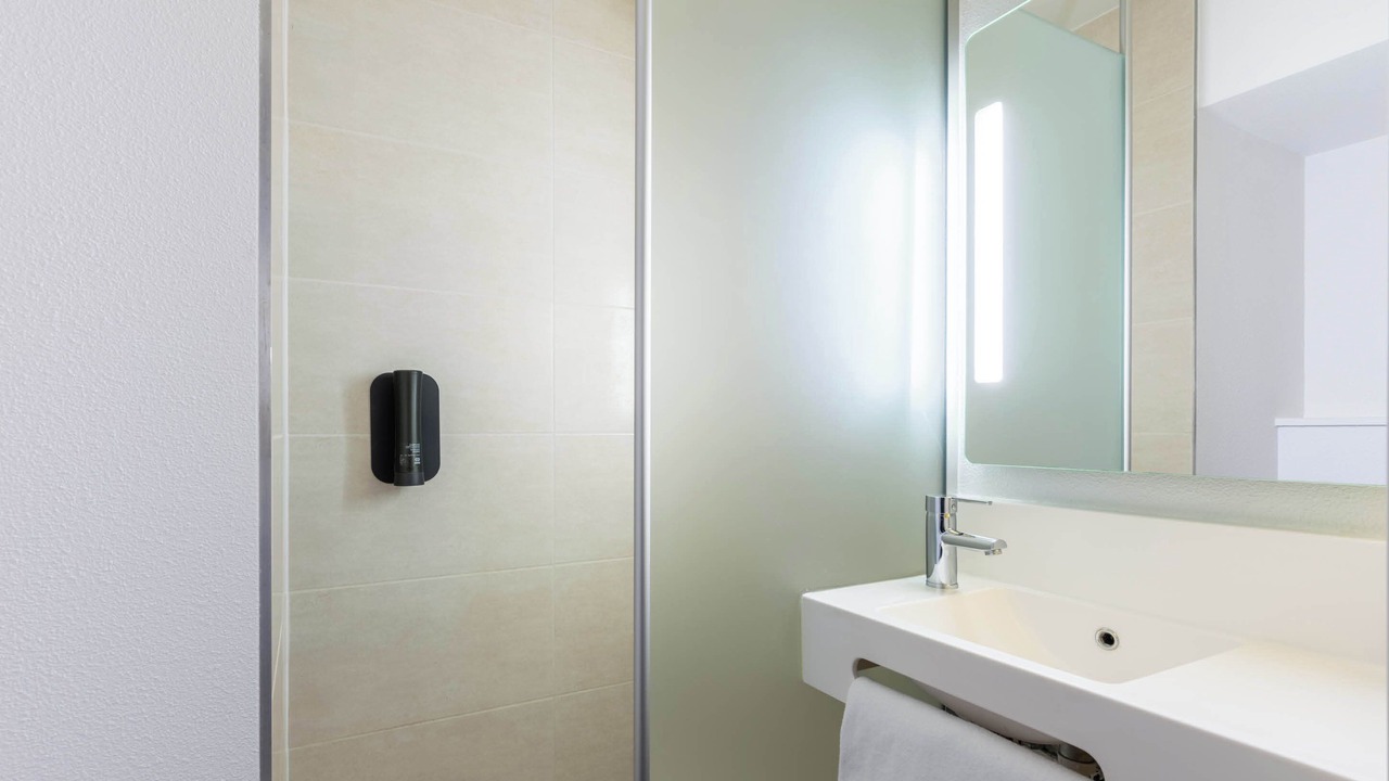 Photo of Others in Roubaix