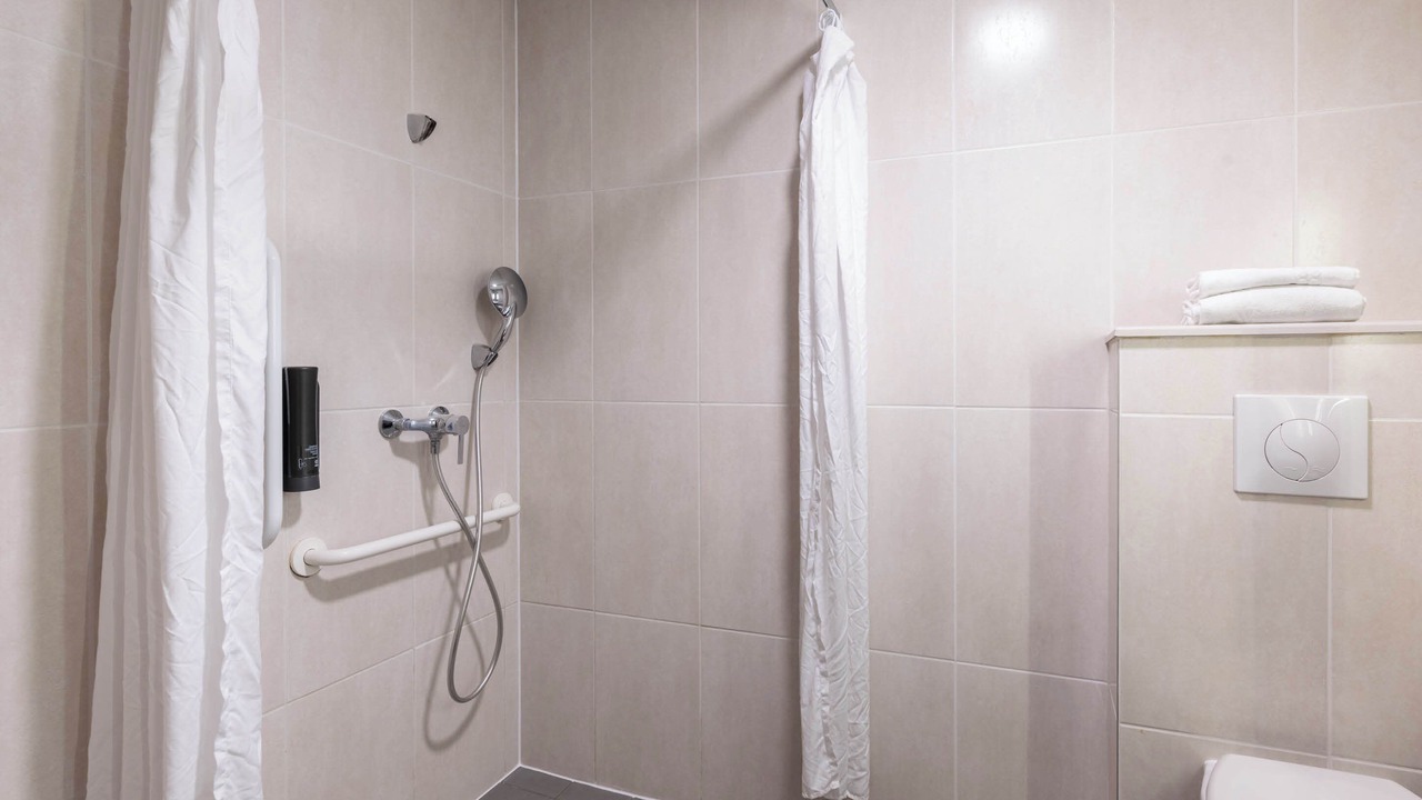 Photo of Others in Roubaix