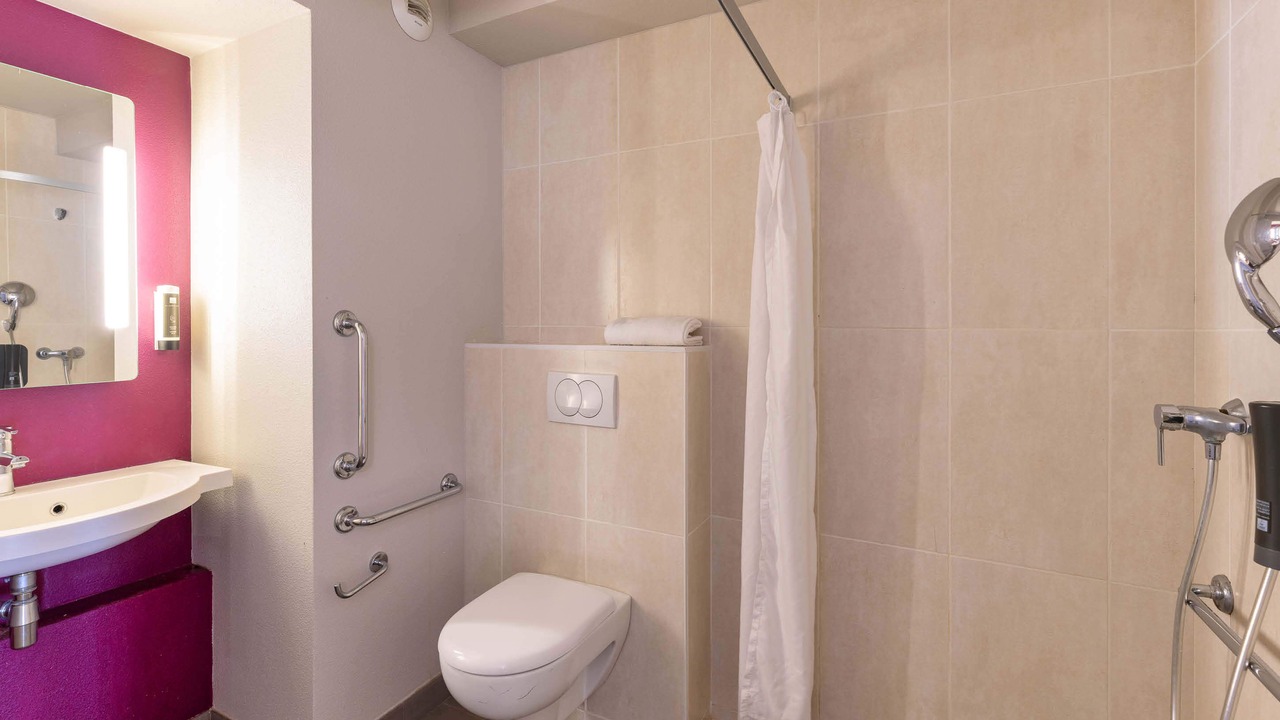 Photo of Bathroom in Saint Clair