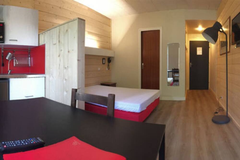 Photo of Bedroom in Bagneres-de-Luchon