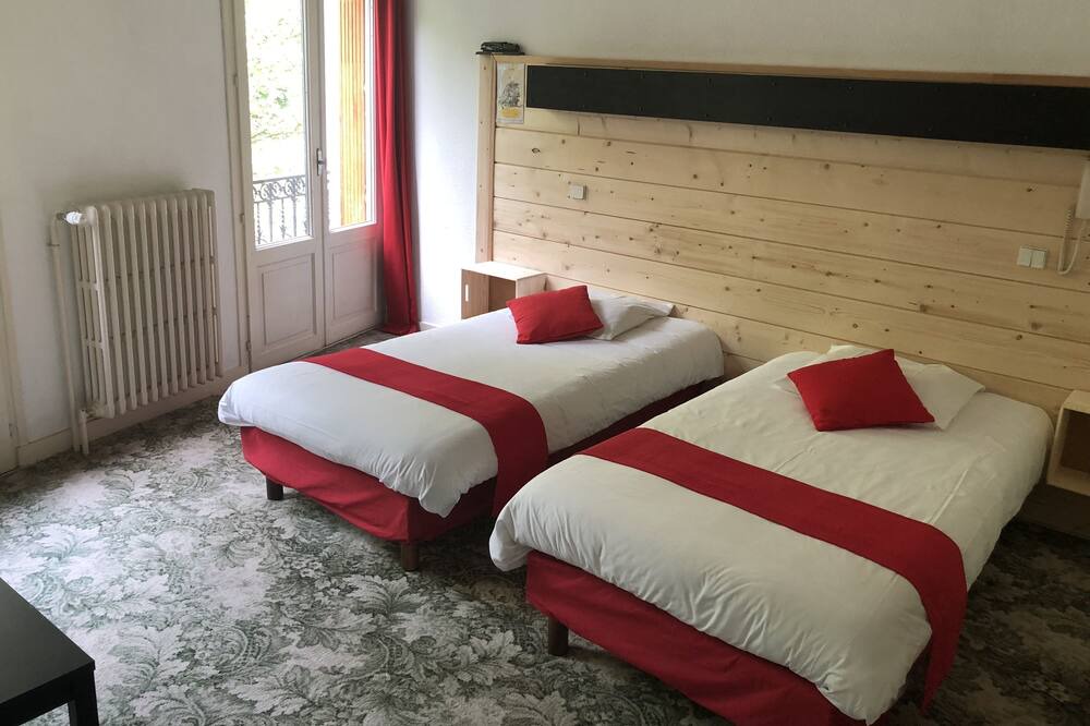 Photo of Bedroom in Bagneres-de-Luchon