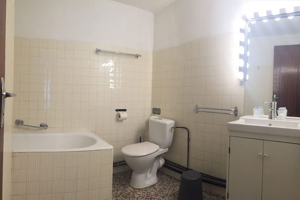 Photo of Bathroom in Bagneres-de-Luchon