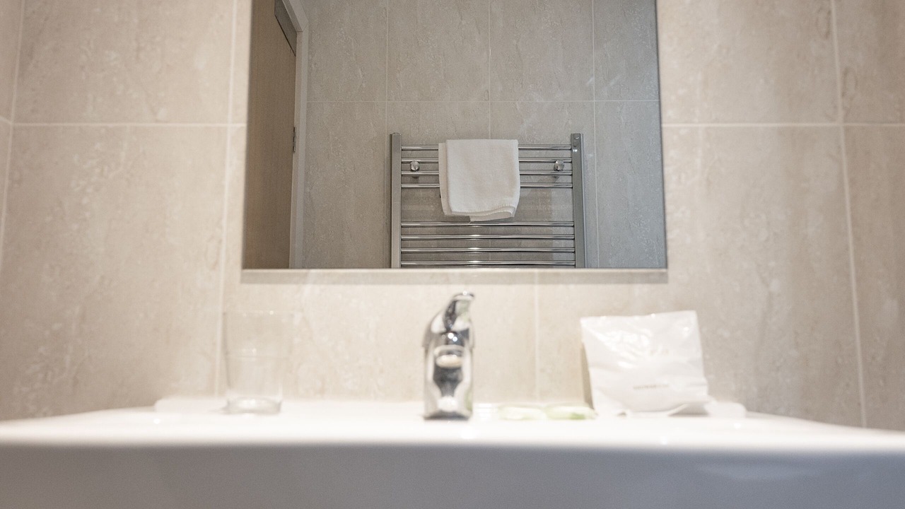 Photo of Bathroom in Desborough