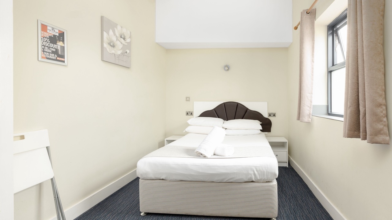 Photo of Bedroom in Desborough