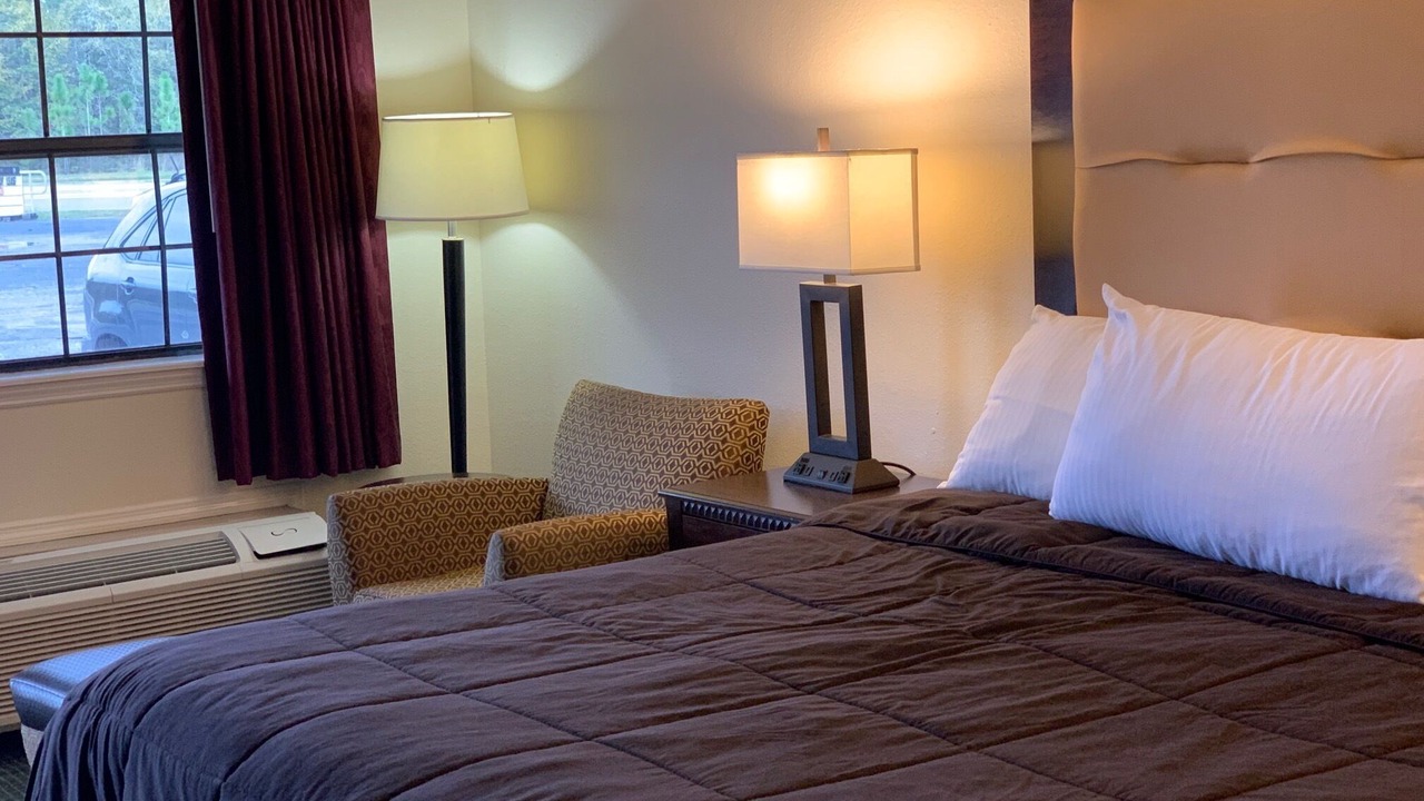 Photo of Others in Harold