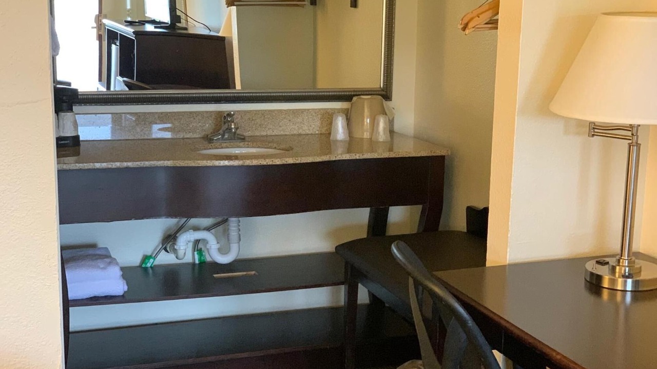 Photo of Others in Harold