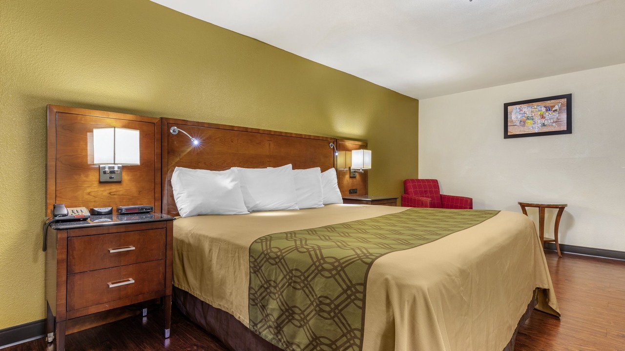 Photo of Bedroom in Tyler