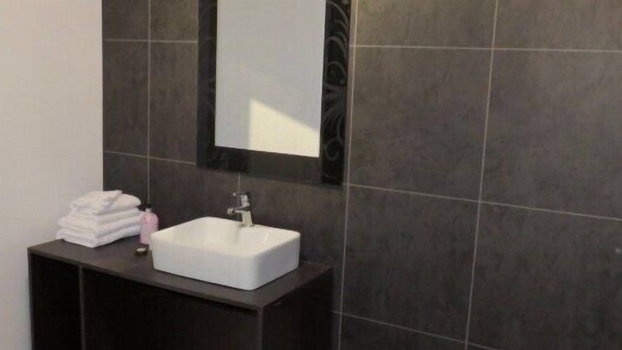 Photo of Bathroom in Villeneuve-de-Marc