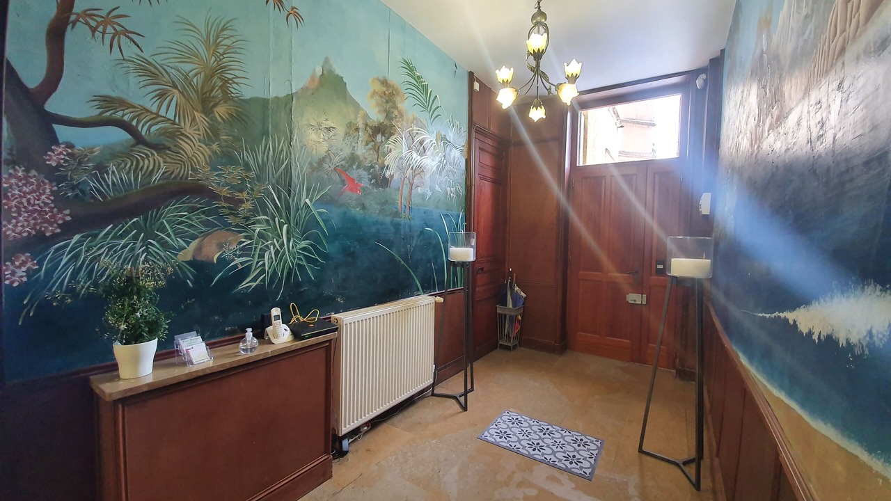 Photo of Others in Villeneuve-de-Marc