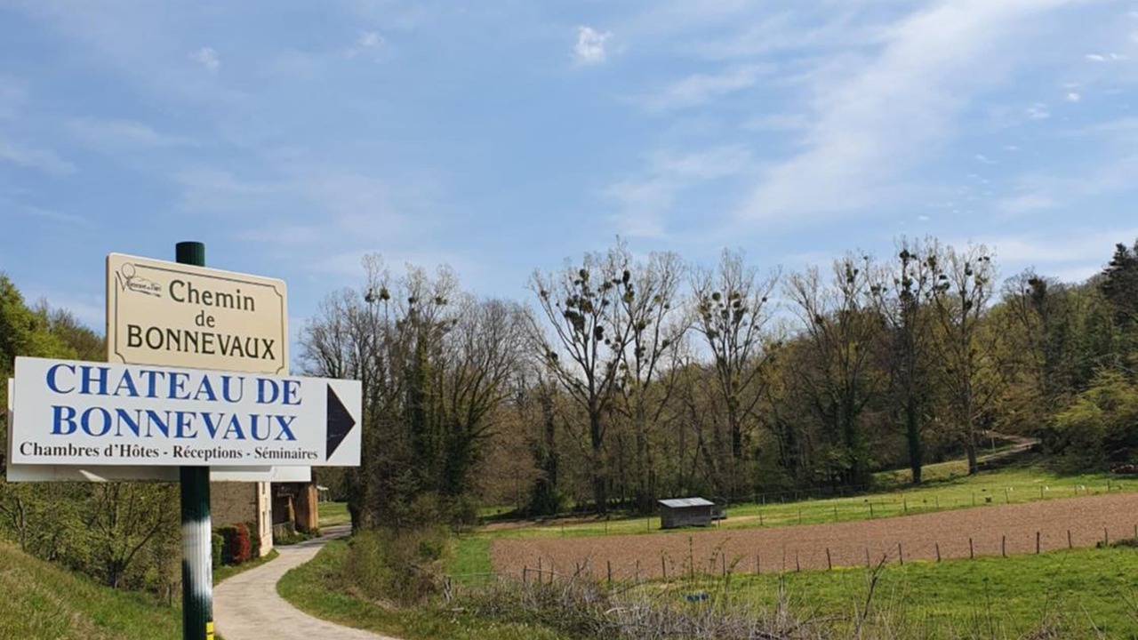 Photo of Outdoor in Villeneuve-de-Marc