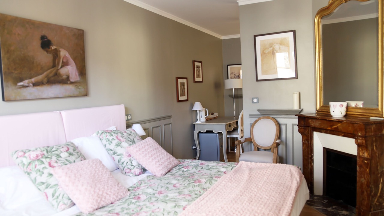 Photo of Bedroom in Vanves