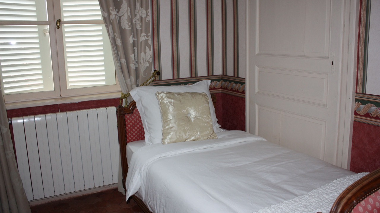 Photo of Bathroom in Fours