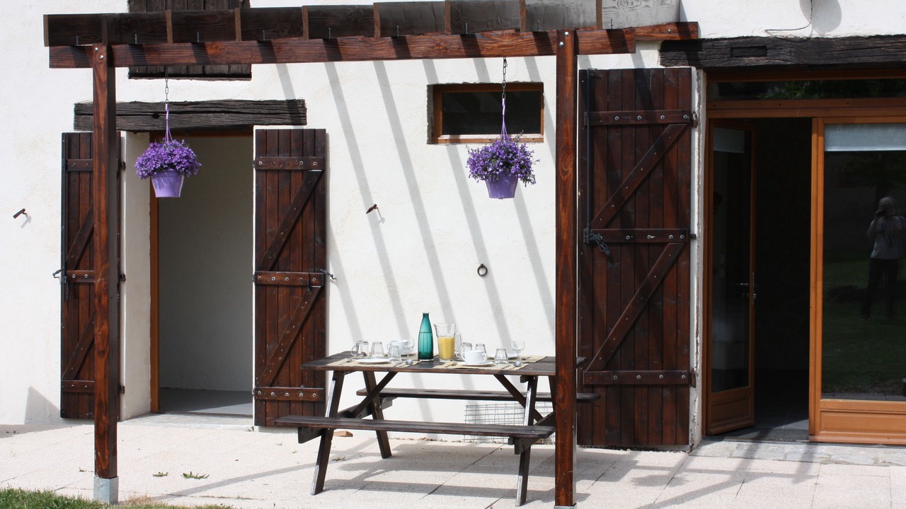 Photo of Outdoor in Fours