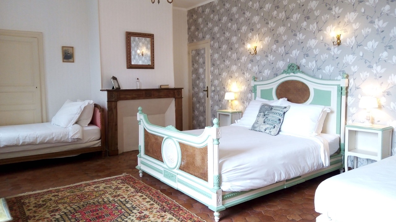 Photo of Bedroom in Fours