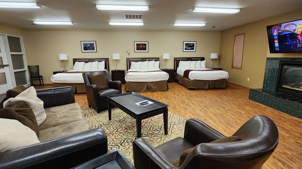 Photo of Others in Packwood