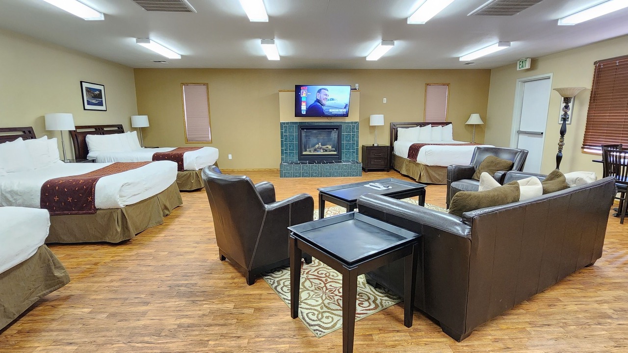 Photo of Others in Packwood