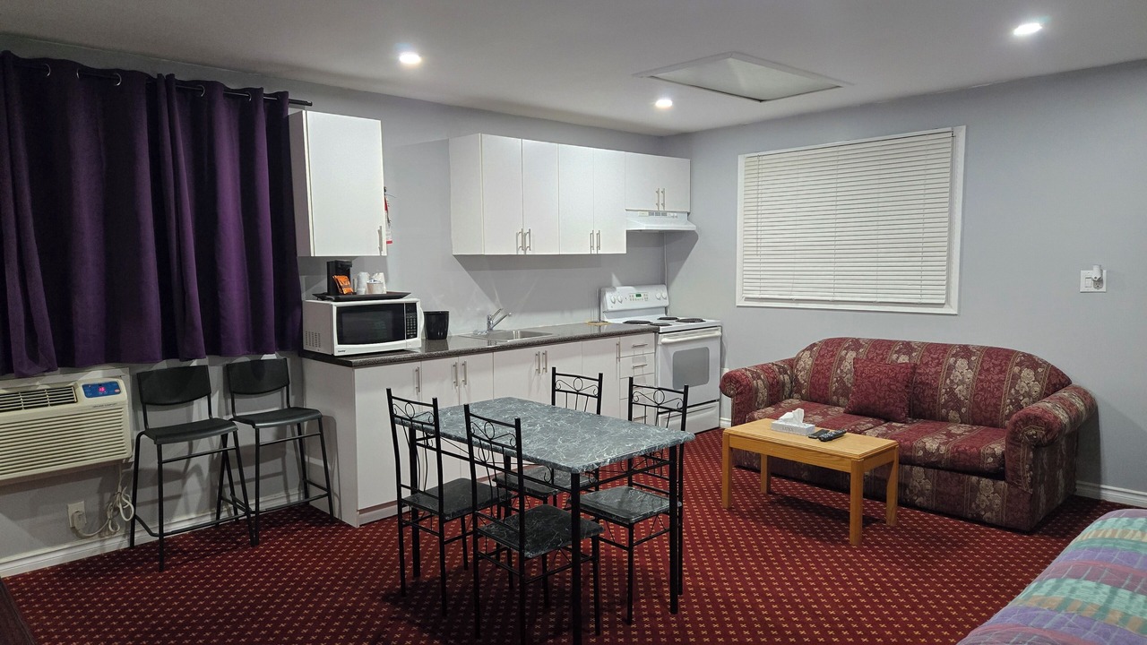 Photo of Kitchen in Cobourg