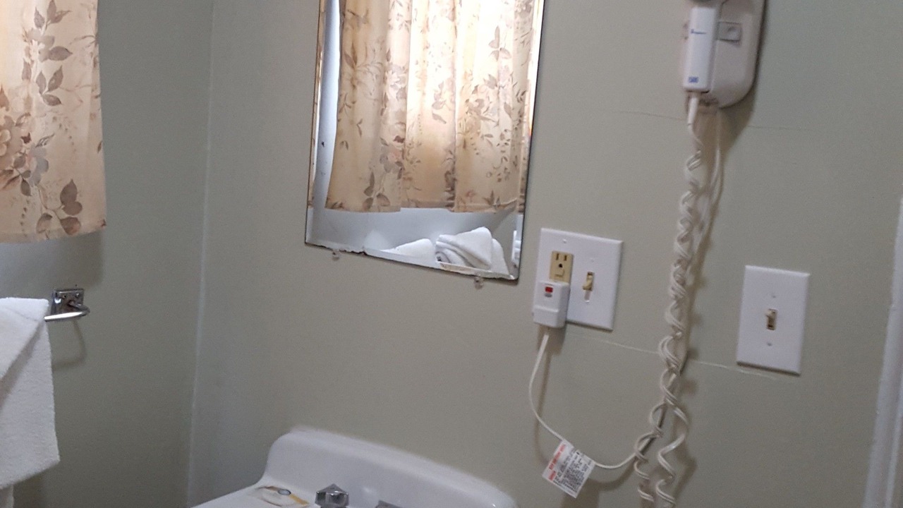 Photo of Bathroom in Batavia