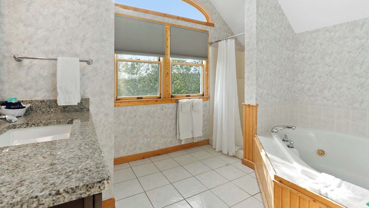 Photo of Bathroom in Ocracoke