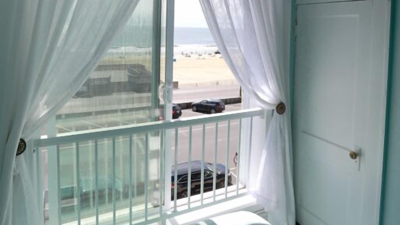 Photo of Bedroom in Wall