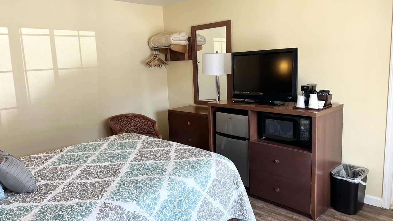 Photo of Others in Eastward Look