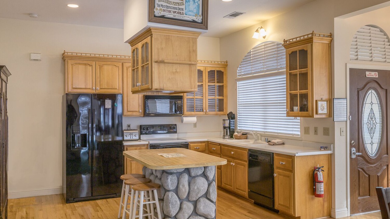 Photo of Kitchen in Mariposa