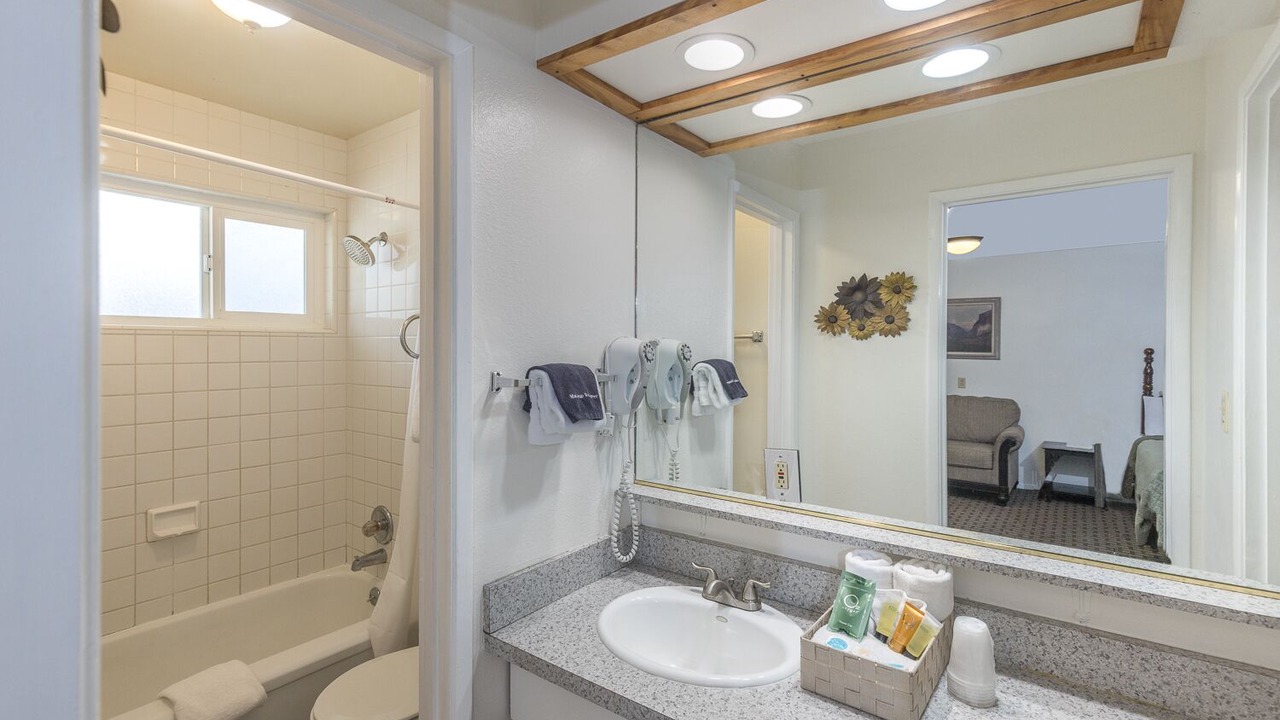 Photo of Bathroom in Mariposa